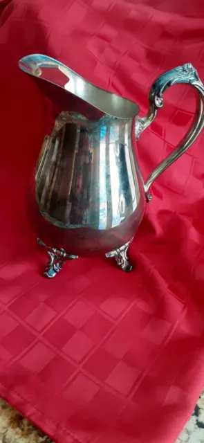 INTERNATIONAL SILVER COMPANY Vintage Silver Plated Water Pitcher with Ice Lip