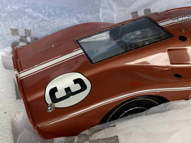 Exoto Ford GT40 MKIV #4 - 24h Du Mans 1967 - Échelle 1/18 - Occasion