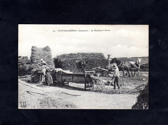 Carte postale CPA : 29 Finistère : Ploudalmézeau , la machine à battre