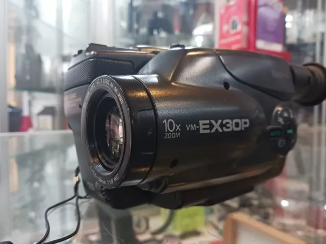 SANYO 8mm CAMCORDER MODEL: VM-EX30P | FOR PARTS OR NOT WORKING