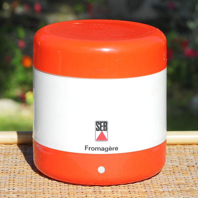L'ancienne fromagère SEB, rouge et blanche. - C fait maison