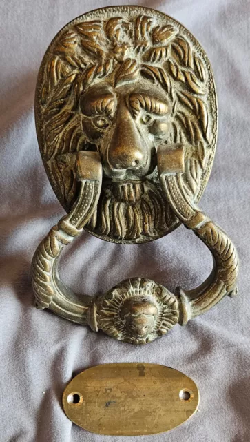 Heurtoir de porte en bronze " Mufle de lion et tête d'enfant " de style  XVIIème