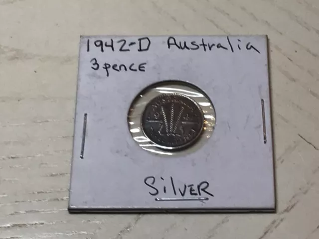 1942-D Austrailia, 3 Pence, High Grade .0419 oz Silver light circulation # 34v