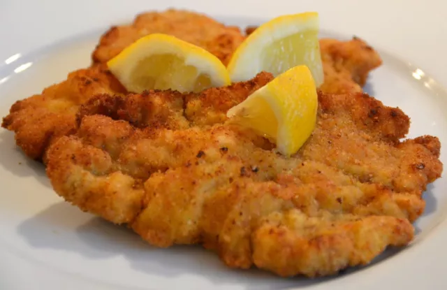 Schnitzel vom mageren Schweinelachs fix&fertig gebraten 6 x 140g