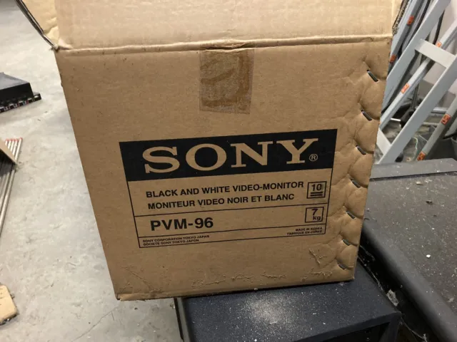 Sony PVM-96 B&W Black And White 9” CRT TV Monitor New In Box