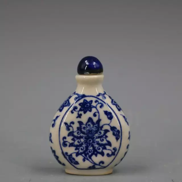 Chinese Blue and White Porcelain Qing Kangxi Lotus Design Snuff Bottle 2.44 inch