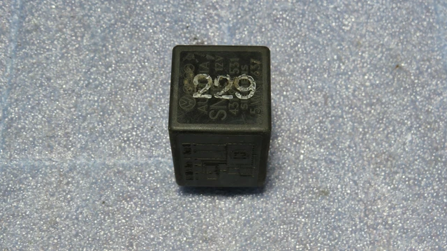 AUDI / VW - wiper relay 431955531 Siemens 5wk1 637 / 12V £3.40 ...