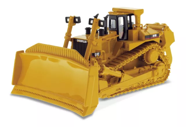 1:50 scale Cat® D11R Track-Type Tractor Die-cast Model - DM85025