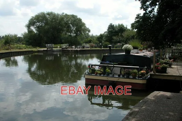Photo  The River Avon At Pershore The River Avon At Pershore By The Weir And Loc