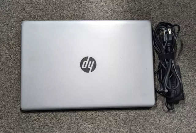 HP Laptop 15-dy0013dx 15.6" - i5-8265U 1.8GHz - 12GB RAM - 256GB SSD - Win 11