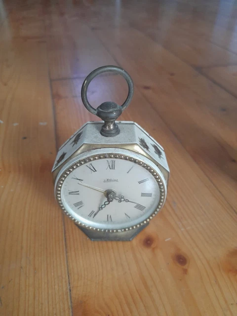 Vecchia sveglia vintage KAISER  (non funzionante)