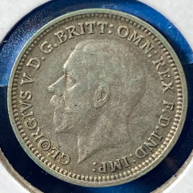 1935 Great Britain 3 Pence, George V, KM# 831, SILVER ASW: 0.0227oz (70072)