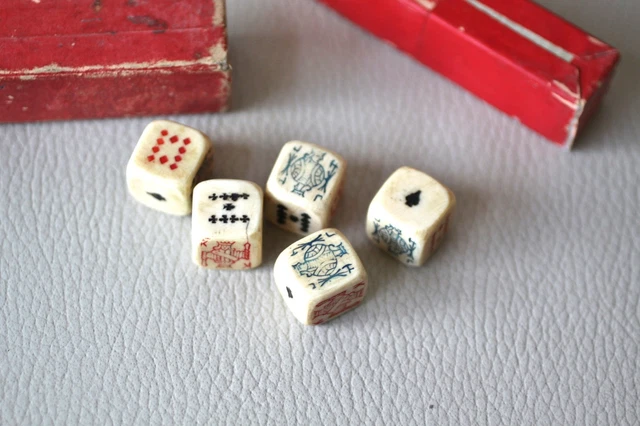 ANCIEN JEU DE dés en bois, poker d'as dans boite d'origine EUR 8,00