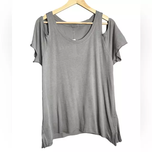 LA Made  Jana cut tee cold shoulder silver gray neutral minimalist tee shirt