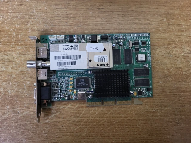 Carte Graphique ATI RADEON 128 Mo AGP - LANCER 64-210-M01 VGA DVI