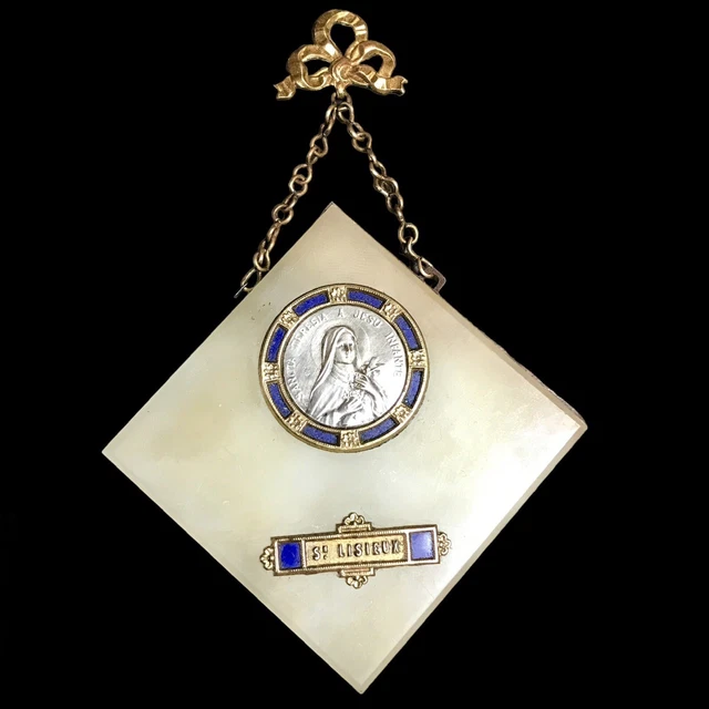 Pendentif Reliquaire Sainte Thérèse – Tissu Ayant Touché La Sainte