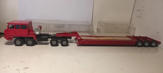ANCIEN ET AUTHENTIQUE camion benne BERLIET SOLIDO EUR 45,00 - FR