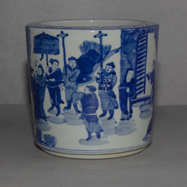 6.6" Collect China Blue White Porcelain Underglaze Colou Figure Grain Brush Pot