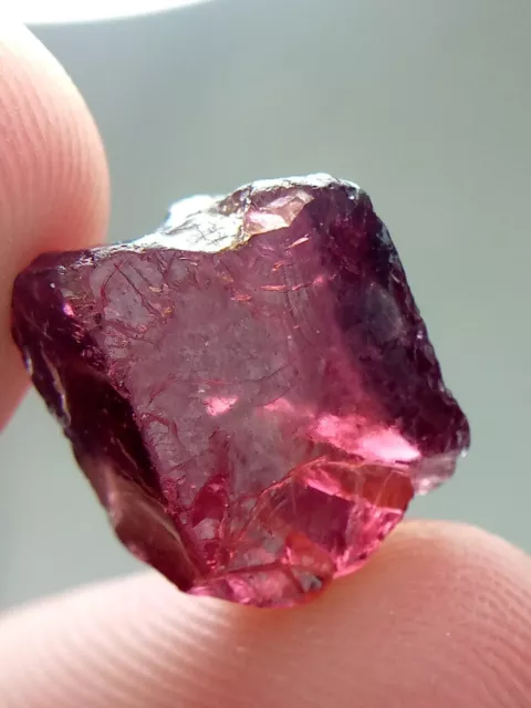 7.15 Carats Stunning Facet Grade Hot Pink/Reddish Umbalite Garnet Rough@Tanzania