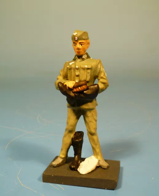 Lineol / Elastolin - Wehrmacht Soldat Lagerleben - 7 cm Serie = 1:24