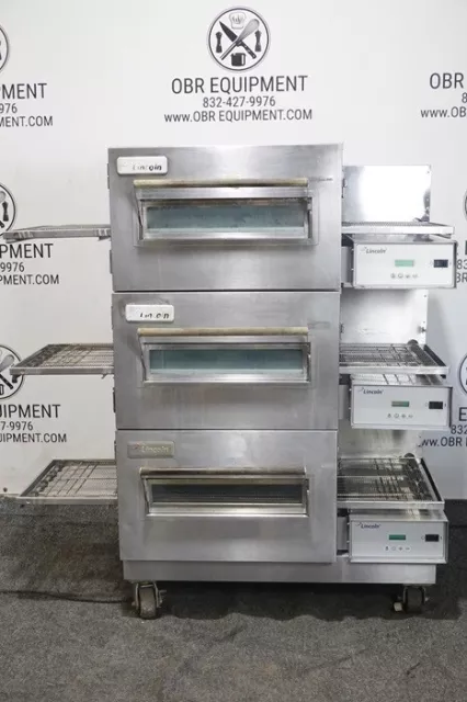 Lincoln Impinger Electric Triple Stack Pizza Conveyor Oven Model 1132-002-U