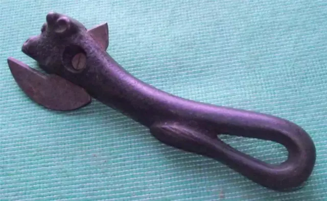 19C Victorian Cast Iron Bully Beef Calf Shaped Figurative Can Opener B