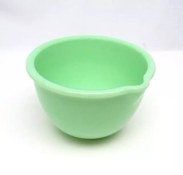 Vintage McKee? Jade-ite Uranium Sunbeam Mixmaster Mixing Bowl with Spout NOS (A)