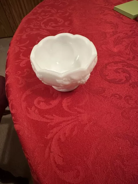 Vintage Westmoreland White Milk Glass Paneled Grape Small Bowl