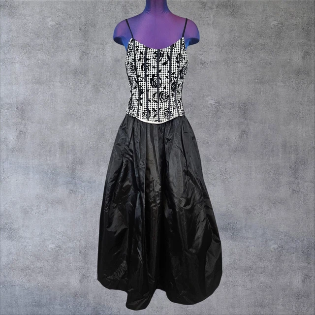 Victorian Ball Gown FOR SALE! - PicClick UK display picture 1