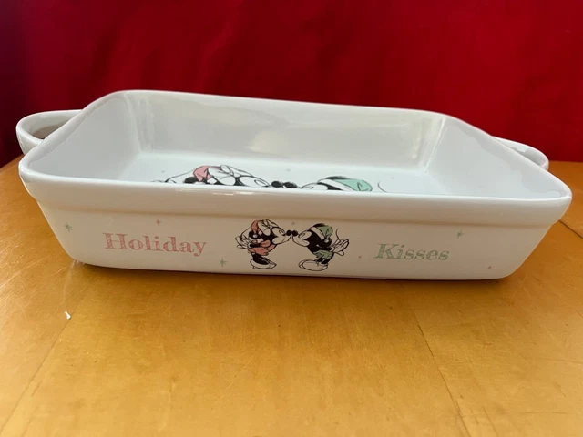 New Disney Christmas Mickey & Minnie Mouse Pastel Baking Casserole Dish 