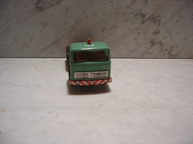 Jouet Ancien Combi Volkswagen CKO Avec Caravane - Corgi Toys / Dinky Toys