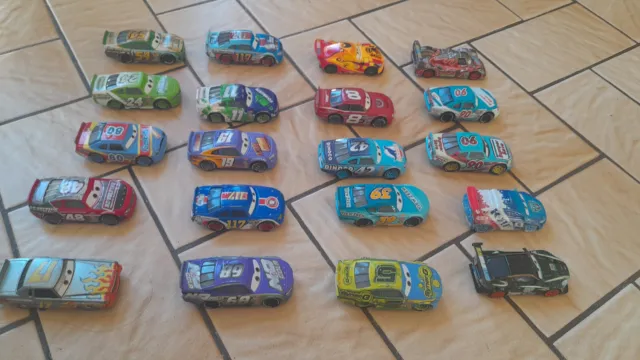 Disney Pixar Lot De 20 Voitures Cars De Course Lot D