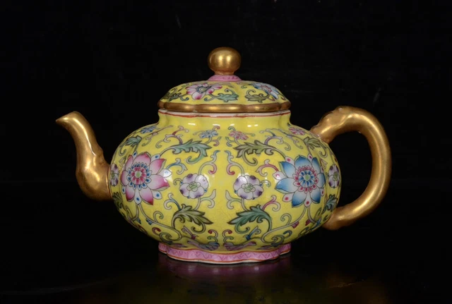 Chinese Enamel Porcelain Handmade Exquisite Flowers&plants Teapot 13872