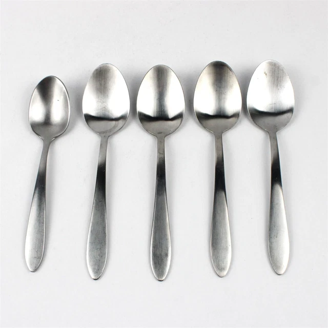 LOT DE 4 Hampton Silversmiths HSV119 (Inoxydable) Flatware 3 Soupe Cuillère & 1 EUR 19,38 - FR