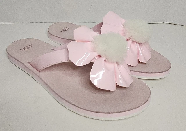 NEW UGG Women US 11 Poppy Seashell Pink Pom Pom 3D Flower Flip Flop NEW UGG Women US 11 Poppy Seashell Pink Pom Pom 3D Flower Flip Flop
