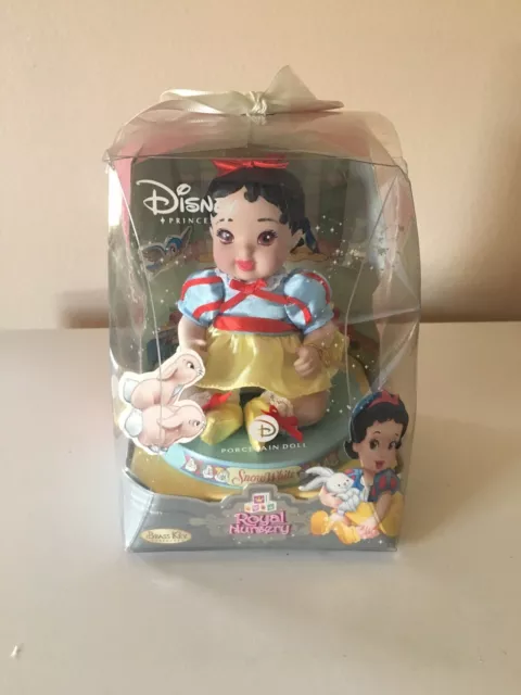 Disney Princess Royal Nursery Porcelain Doll BABY SNOW WHITE, NEW original Box