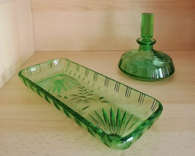 Retro  Frisier Tisch Set grünes Glas Flacon Schale geschliffen 50er Jahre Deko