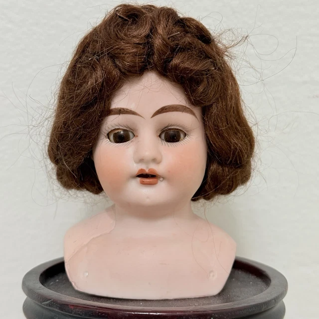 DEMI FIGURINE ANCIENNE biscuit ancien buste porcelaine statuette boîte