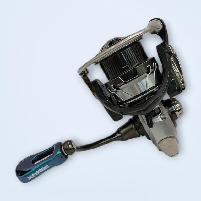 DAIWA CALDIA LT2500 ＆ SLP WORKS LTα2500S DAIWA CALDIA LT2500S Spinning Reel with SLPWorks Handle Used