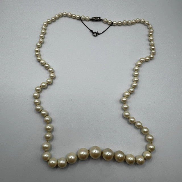 Collier Ancien En Perles De Culture Avec Fermoir Argent Massif - Style Vintage, Sans Marque