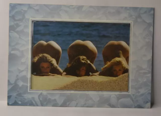 femme sexy  plage en relief avec du sable  - carte postale CPA13