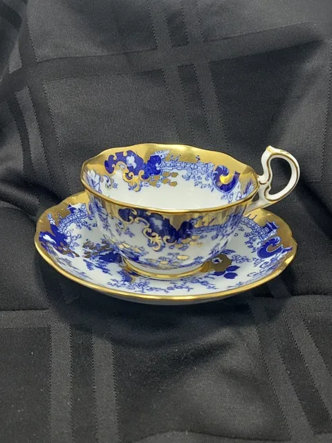 ⚜️ROYAL ALBERT Crown China Pagoda Flow Blue Oriental Teacup/Saucer Set EUC