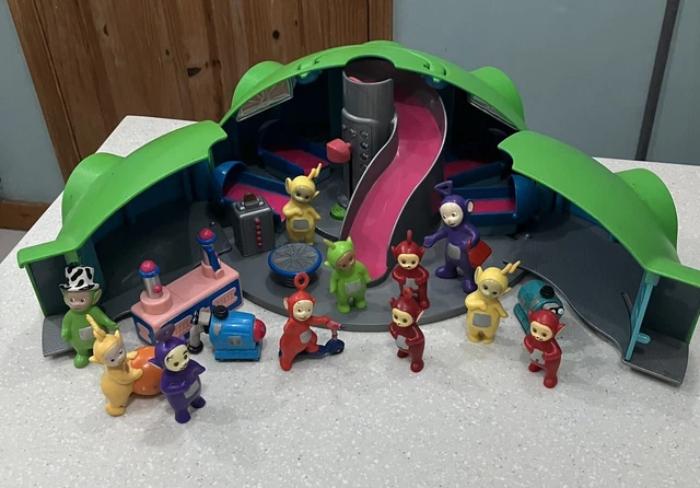 1996-teletubbies-home-hill-house-tubbytronic-superdome-complete