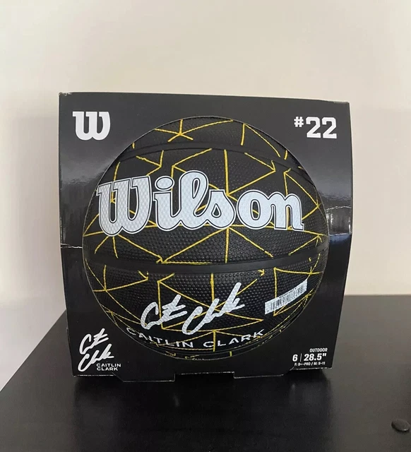 WILSON CAITLIN CLARK WNBA Repetition Black & Yellow Basketball Size 6
