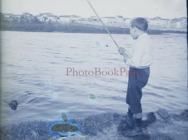 Pêcher Garçon c1912 Photo NEGATIVE Plaque de verre Stereo Vintage V33L23n