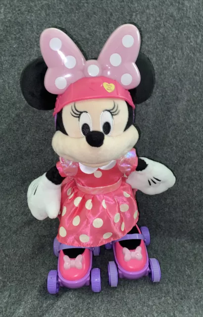 Disneys Minnie Mouse super roller skating toy