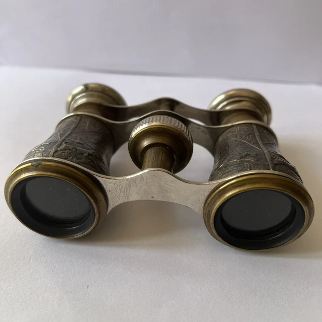 ANCIENNE PAIRE DE jumelles de théatre ou d'opéra en nacre et laiton EUR 75,00 - PicClick FR