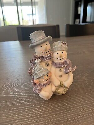 Snowman Family Figure Decoration