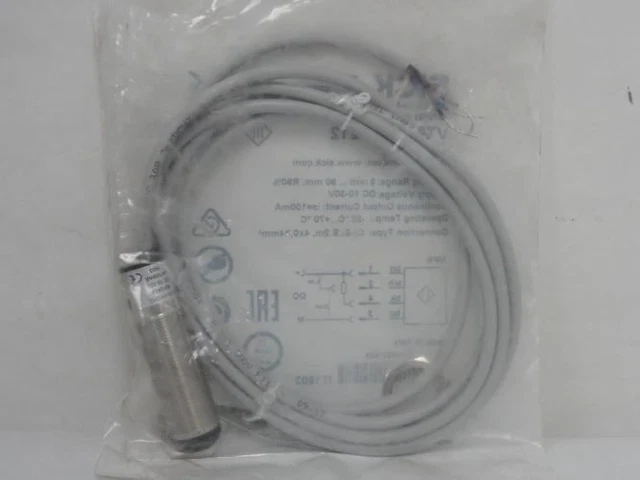 195524 New-No Box; Sick 6012820 Photoelectric sensor; 10-30VDC; 100mA