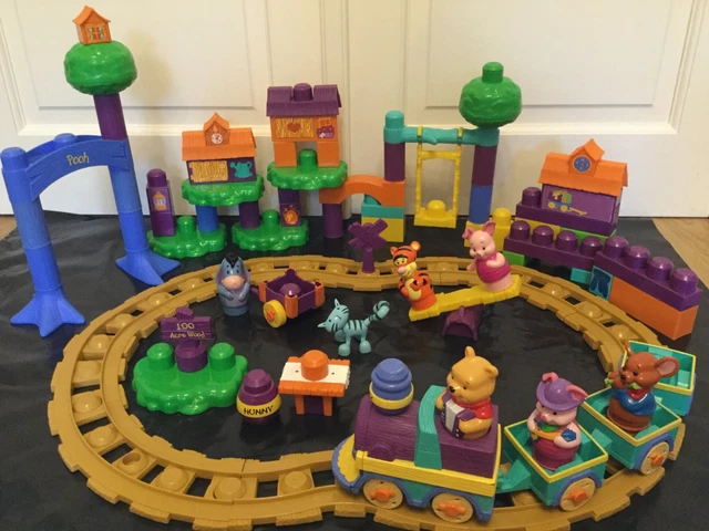 DISNEY WINNIE Pooh Mega Bloks 100 Acre Wood Moving Musical